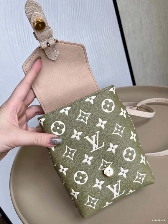 LOUIS VUITTON BACKPACK TINY 0224